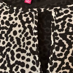 Vince Camuto  Work Blouse